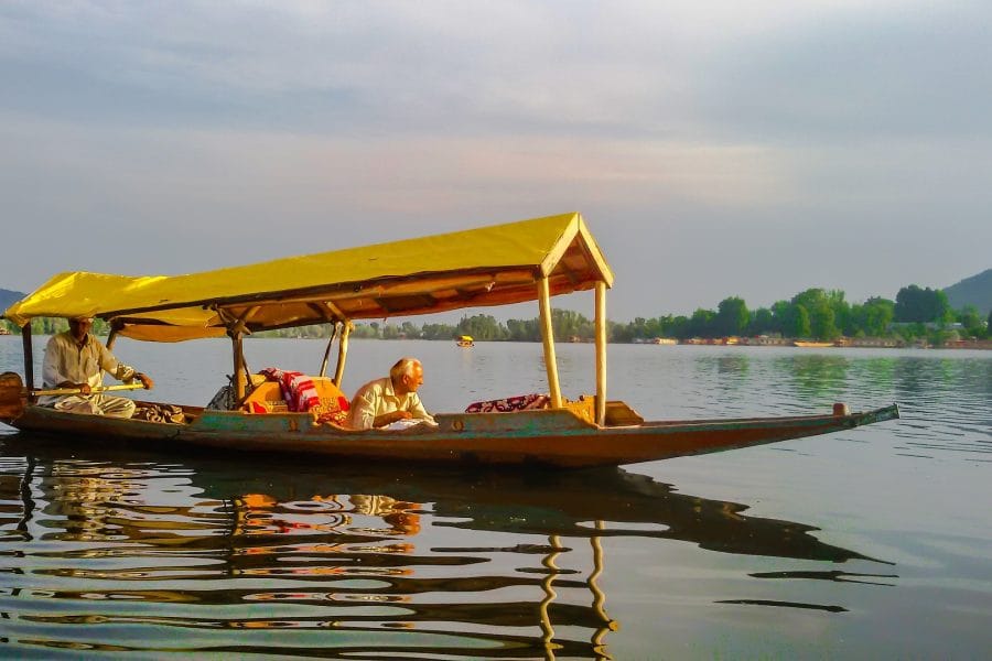 Shikara Ride