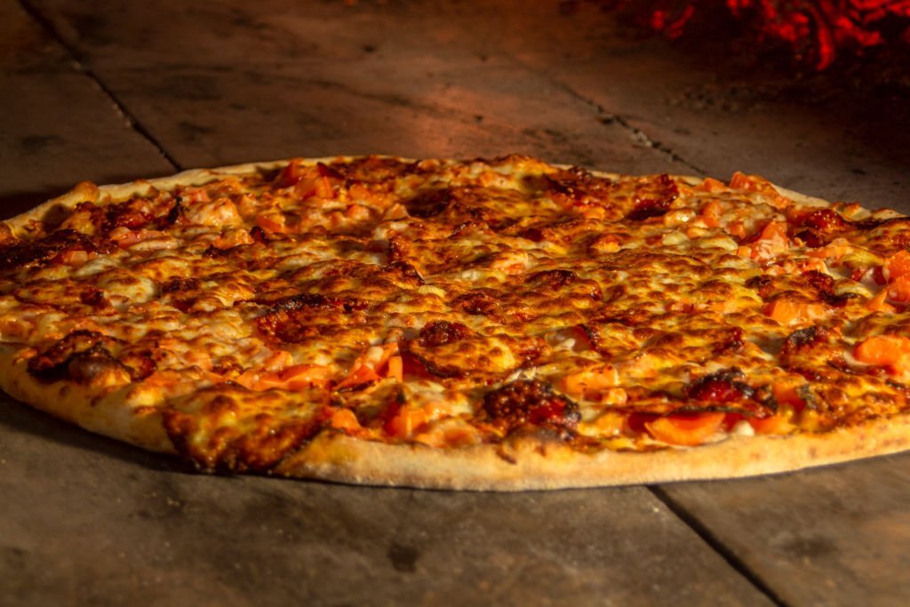Pizza: Elio’s Wood Fire Pizza in Echo Park