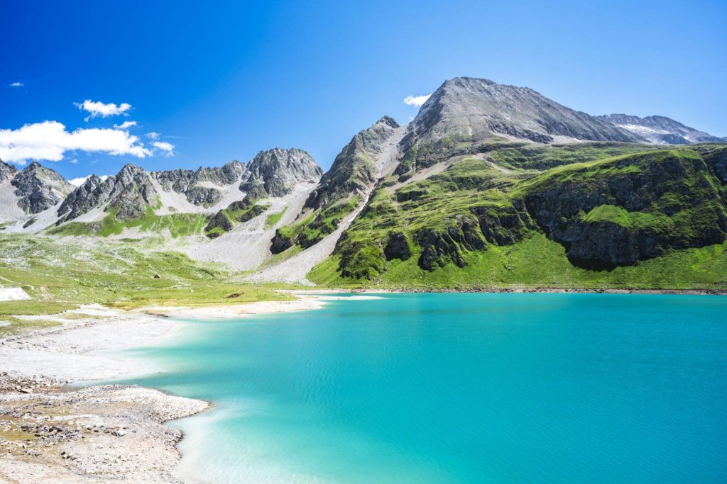 Discover Beautiful Northern Italian Lakes