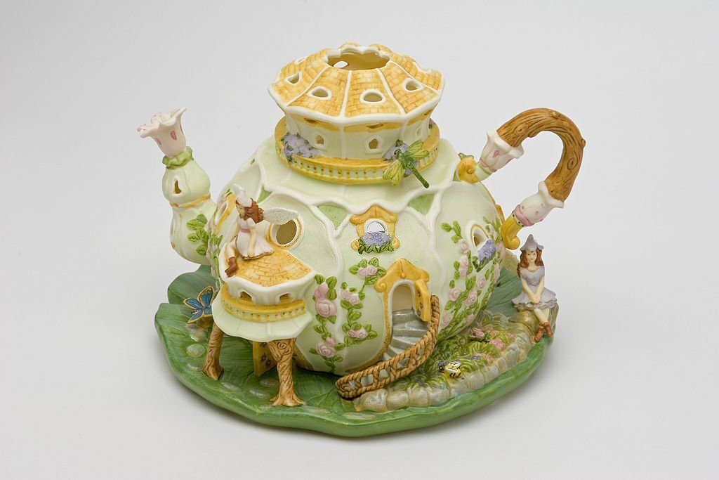 Meissen Porcelain Souvenirs and Gifts
