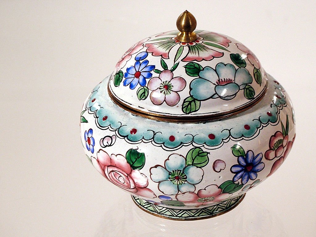 Collecting Meissen Porcelain
